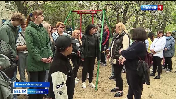 Жильцы многоэтажки на Фучика переживают за состояние всего здания: после хлопка газа в доме появились трещины Жильцы многоэтажки на Фучика переживают за состояние всего здания: после хлопка газа в доме появились трещины