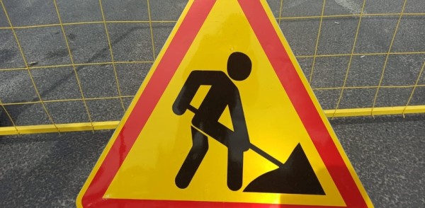 В связи с реконструкцией трамвайных путей движение транспорта частично ограничат по улице Белинского В связи с реконструкцией трамвайных путей движение транспорта частично ограничат по улице Белинского