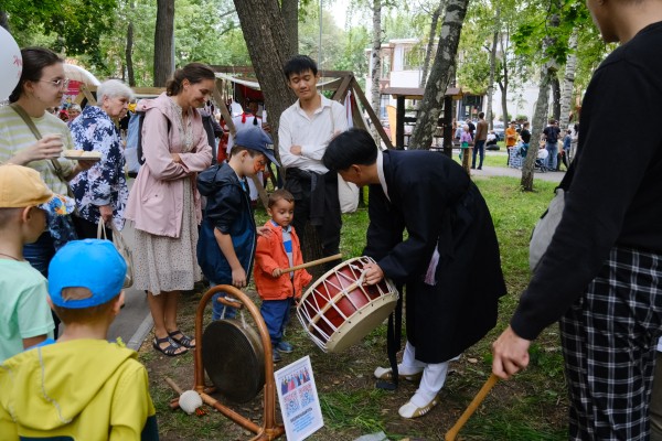 Более двух тысяч человек приняли участие в фестивале национальных культур «Дружный Нижний» в День города