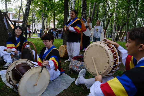 Более двух тысяч человек приняли участие в фестивале национальных культур «Дружный Нижний» в День города