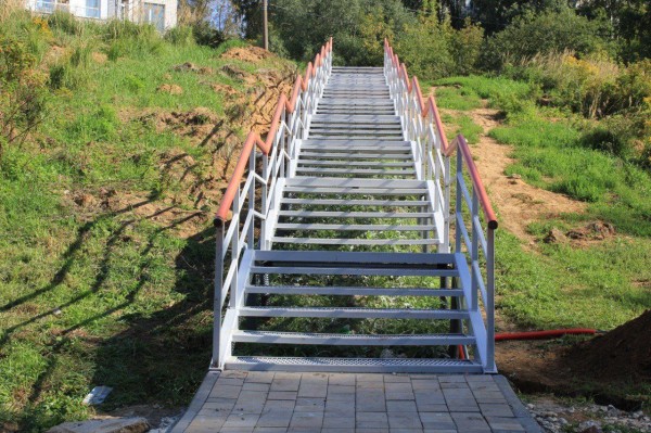 Ход работ по благоустройству Лопатинского оврага проверили в Нижегородском районе