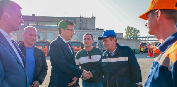 Поздравление главы Нижнего Новгорода Юрия Шалабаева  с Днём работника дорожного хозяйства