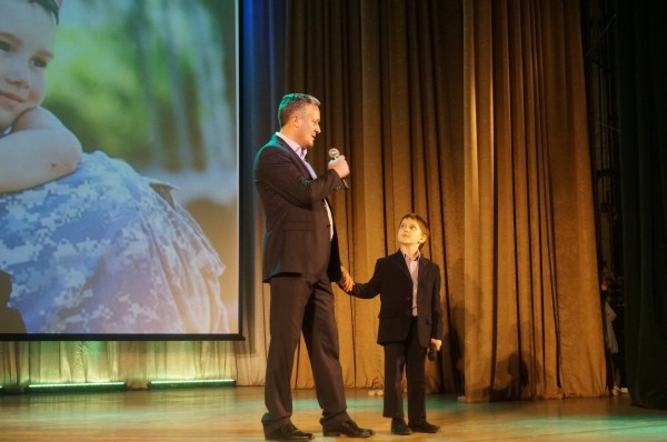 Родителей и образовательные организации Приокского района отметили за большой вклад в развитие и воспитание подрастающего поколения Родителей и образовательные организации Приокского района отметили за большой вклад в развитие и воспитание подрастающего поколения