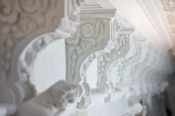 Юрий Шалабаев: Реставрация стен и лепнины в Литературном музее выполнена  почти на 90% 