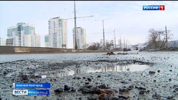 "Ловушка" на Молитовском мосту: На кого водителям подавать в суд? "Ловушка" на Молитовском мосту: На кого водителям подавать в суд?