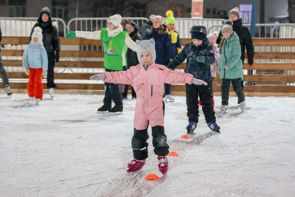 Более 3 тысяч нижегородцев стали участниками проекта «Спорт в каждый двор» с начала 2025 года Более 3 тысяч нижегородцев стали участниками проекта «Спорт в каждый двор» с начала 2025 года