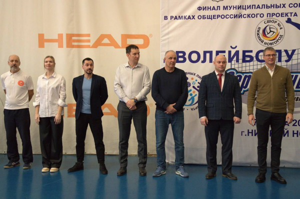 Команды нижегородских школ №№ 130, 182, 63 и 33 примут участие в региональном турнире по волейболу &laquo;Серебряный мяч&raquo;