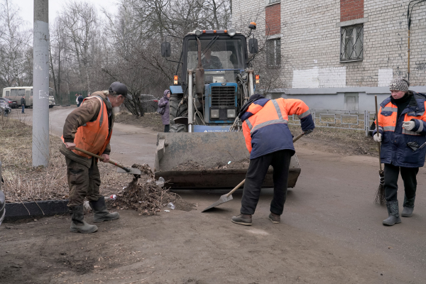 Ход уборки территории проверили в Канавинском районе в преддверии месячника по благоустройству Ход уборки территории проверили в Канавинском районе в преддверии месячника по благоустройству