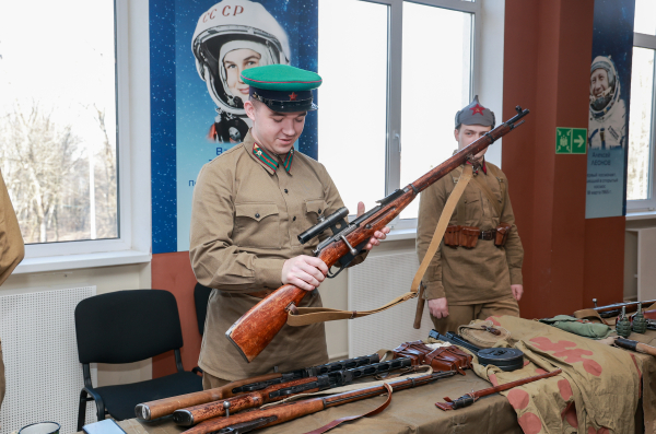 Патриотический фестиваль для школьников «Молодые патриоты», посвященный Дню воссоединения Крыма с Россией, прошел в Нижнем Новгороде