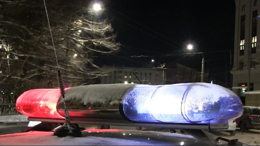 В Нижнем Новгороде водитель иномарки без прав устроил дрифт на Волжской набережной