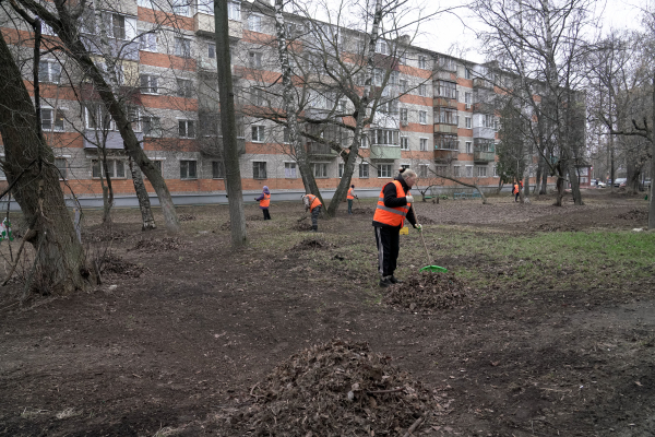 Ход уборки территории проверили в Канавинском районе в преддверии месячника по благоустройству Ход уборки территории проверили в Канавинском районе в преддверии месячника по благоустройству