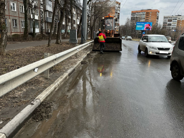 Глава Советского района Александр Иванов: Привести район в порядок после зимы необходимо в кратчайшие сроки