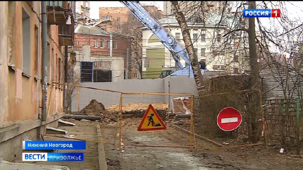 Для жителей дома №123 Б по улице Ильинская в Нижнем Новгороде мусорный вопрос превратился в "хождение по мукам" Для жителей дома №123 Б по улице Ильинская в Нижнем Новгороде мусорный вопрос превратился в "хождение по мукам"