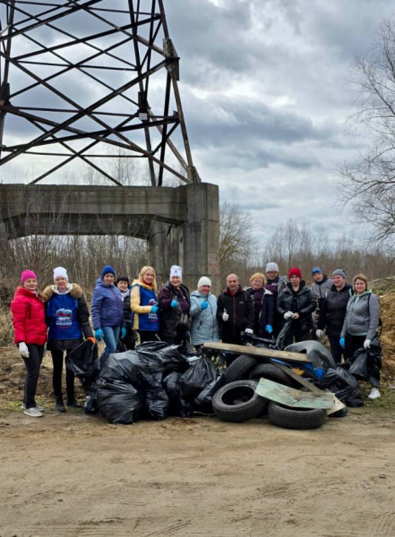 Юрий Шалабаев поблагодарил участников общегородского субботника, который собрал в этом году более 30 тыс нижегородцев Юрий Шалабаев поблагодарил участников общегородского субботника, который собрал в этом году более 30 тыс нижегородцев
