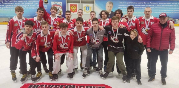Нижегородские спортсмены стали победителями Первенства России по хоккею с мячом