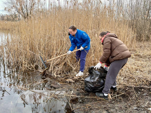 Юрий Шалабаев поблагодарил участников общегородского субботника, который собрал в этом году более 30 тыс нижегородцев Юрий Шалабаев поблагодарил участников общегородского субботника, который собрал в этом году более 30 тыс нижегородцев