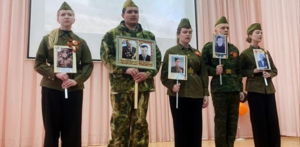 Школы №58 и №119 победили в интеллектуальной игре «Наследники Победы», посвященной 80-й годовщине Дня Победы