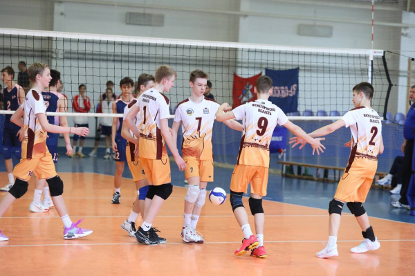 Воспитанники нижегородской спортшколы №4 победили во Всероссийских соревнованиях по волейболу Воспитанники нижегородской спортшколы №4 победили во Всероссийских соревнованиях по волейболу