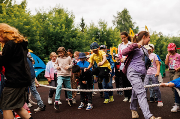 Более 700 детей стали участниками проекта «Играем вместе» с начала июня Более 700 детей стали участниками проекта «Играем вместе» с начала июня