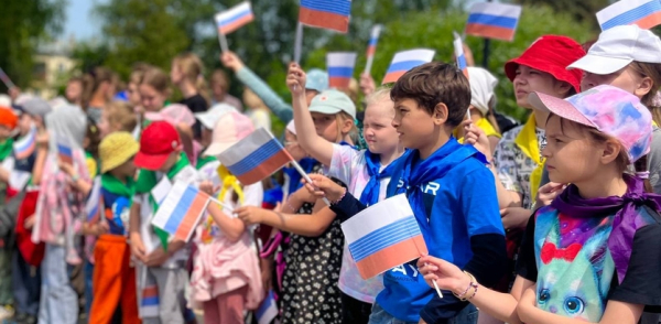 Торжественное мероприятие, посвященное Дню России, состоялось в Советском районе