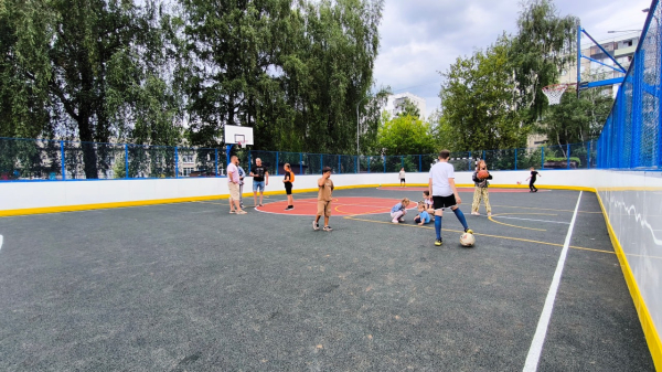 Четыре многофункциональные спортивные площадки модернизируются в Сормовском районе в 2025 году