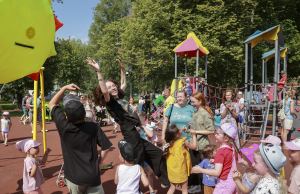 Праздничной программой после завершения второго этапа благоустройства открылся парк имени 1 Мая