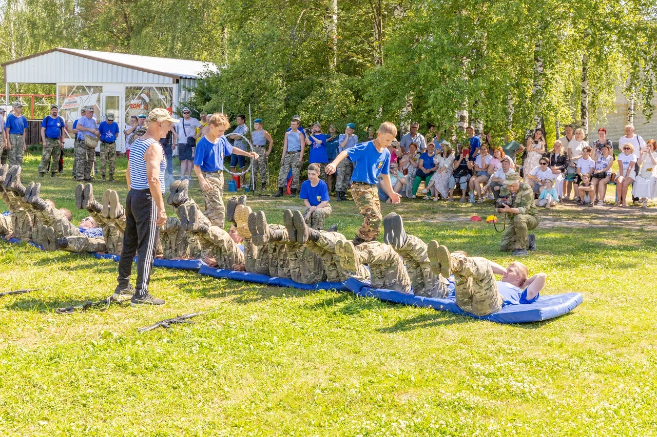 Воспитанники лагеря «Хочу стать десантником» совершат  самостоятельные прыжки с парашютом 5 августа