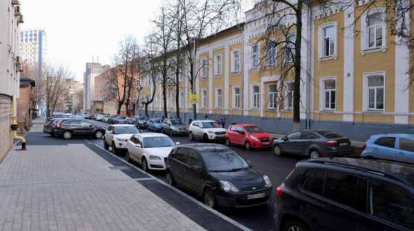 Новые тротуары и проезжую часть сделали на улице Володарского в Нижнем Новгороде