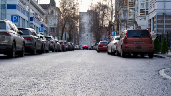 Новые тротуары и проезжую часть сделали на улице Володарского в Нижнем Новгороде