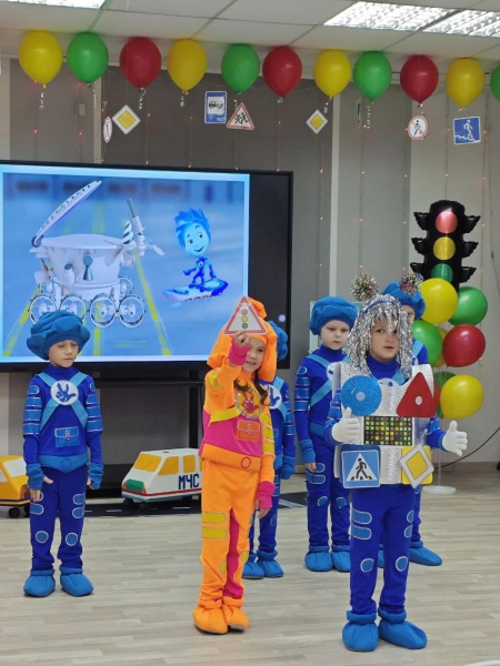 Команда детского сада № 63 победила в городском конкурсе «Юные знатоки дорожного движения - 2025» Команда детского сада № 63 победила в городском конкурсе «Юные знатоки дорожного движения - 2025»