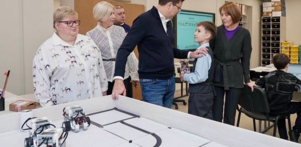 Глава города Юрий Шалабаев посетил новый филиал ДДТ имени В.П. Чкалова, принявший после своего открытия 1 100 воспитанников